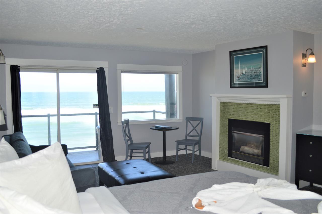 Beachfront Manor Hotel Lincoln City Exterior photo
