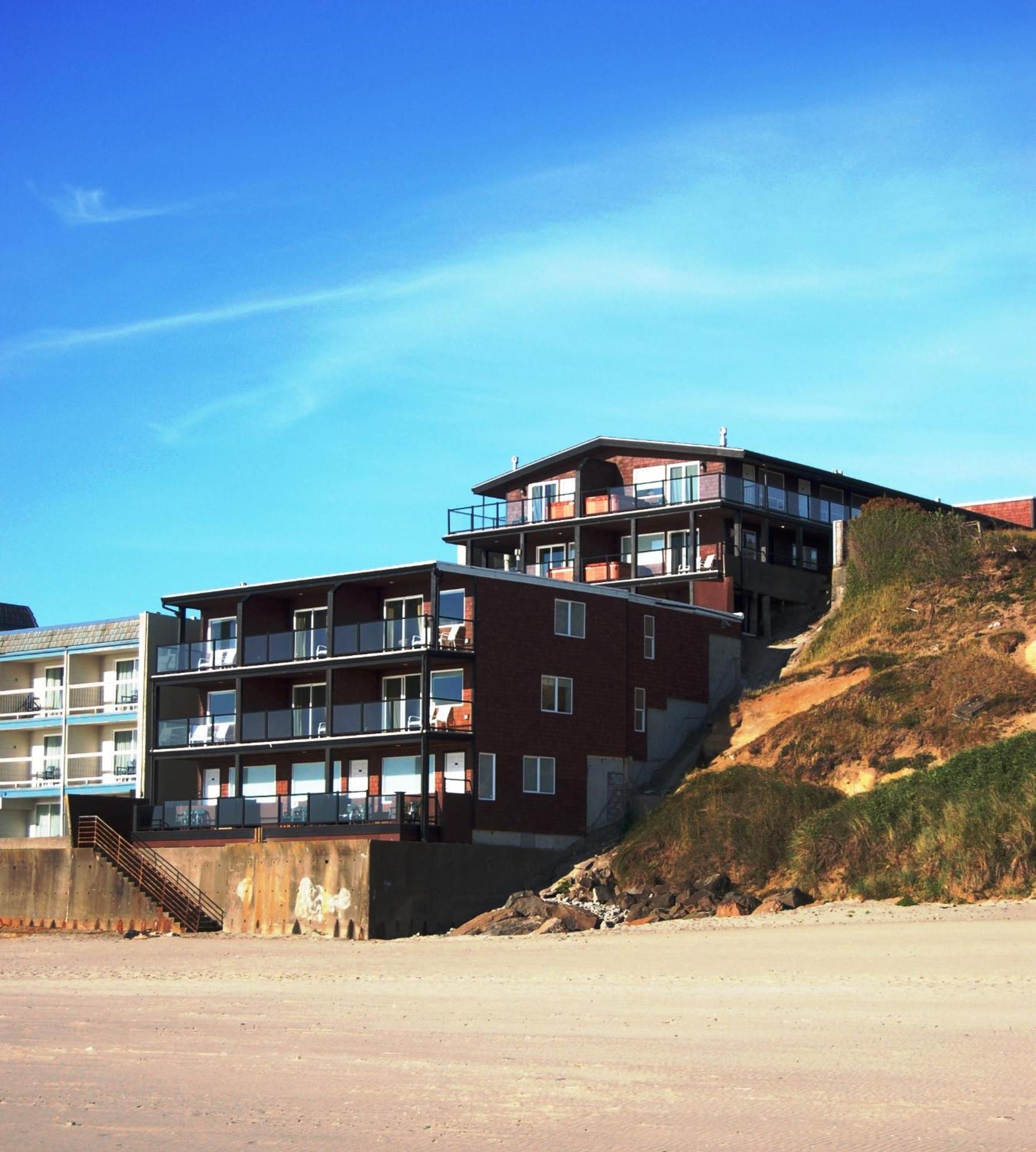 Beachfront Manor Hotel Lincoln City Exterior photo